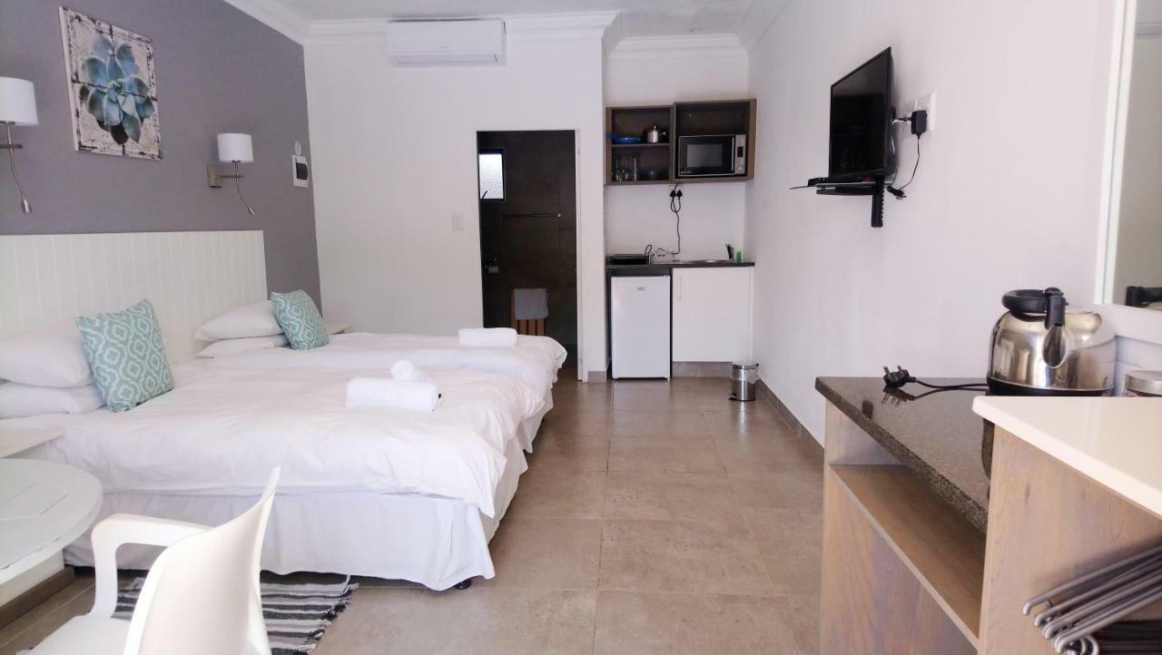Hippo Lodge Apartments St Lucia Exterior photo